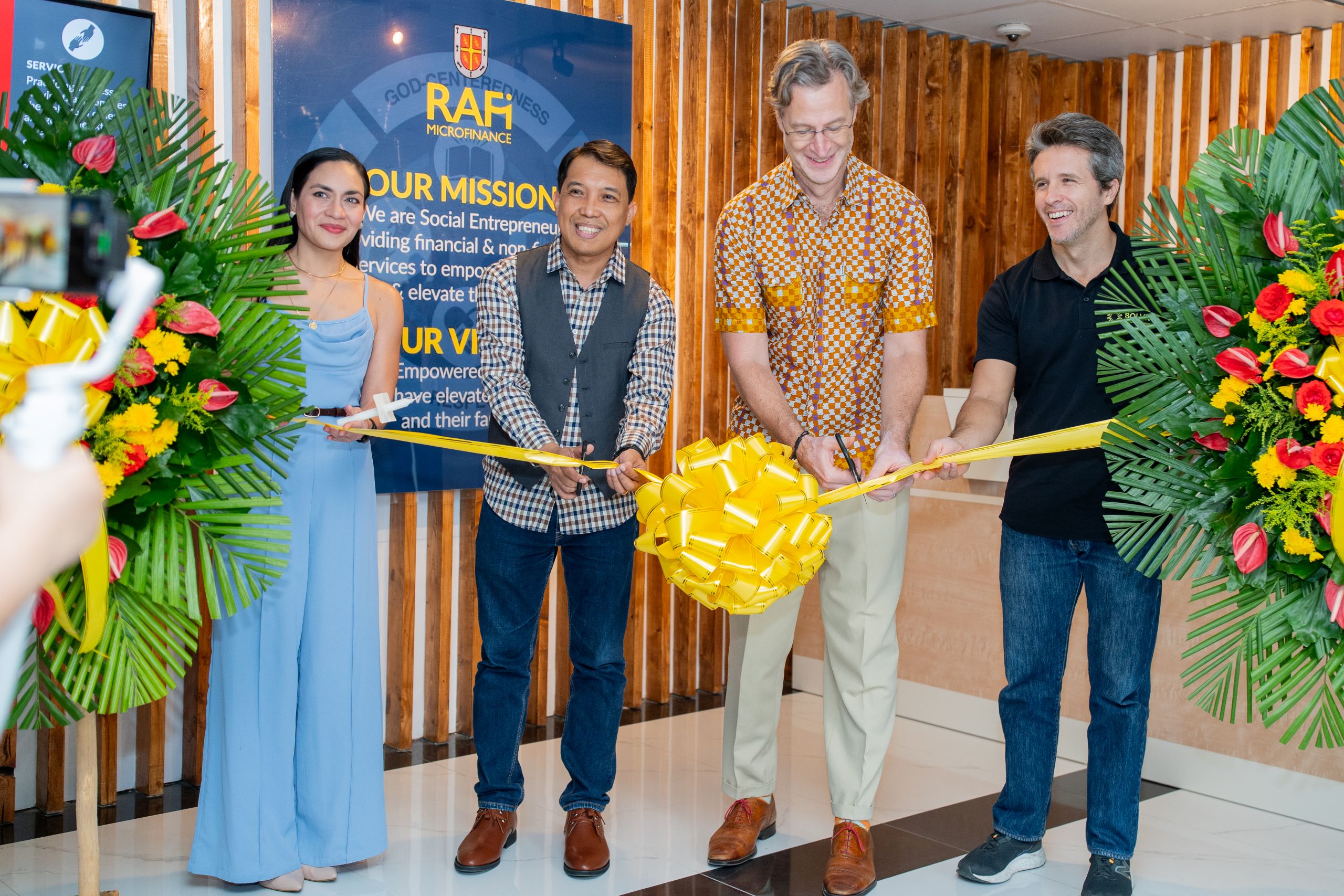 Blessing New Office 2024 2560 pixels